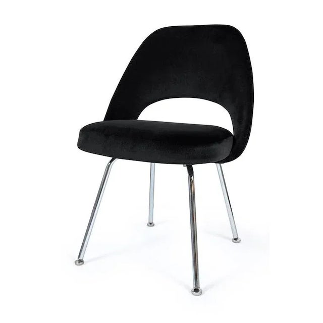 Knoll Saarinen Executive Armless Chair in Noir Velvet For Sale - Image 4 of 4