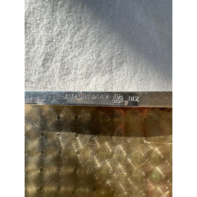 Exquisite Antique Sterling Silver & 18k Gold Compact With Mirror – Luxury Vanity Box For Sale In Dallas - Image 6 of 8