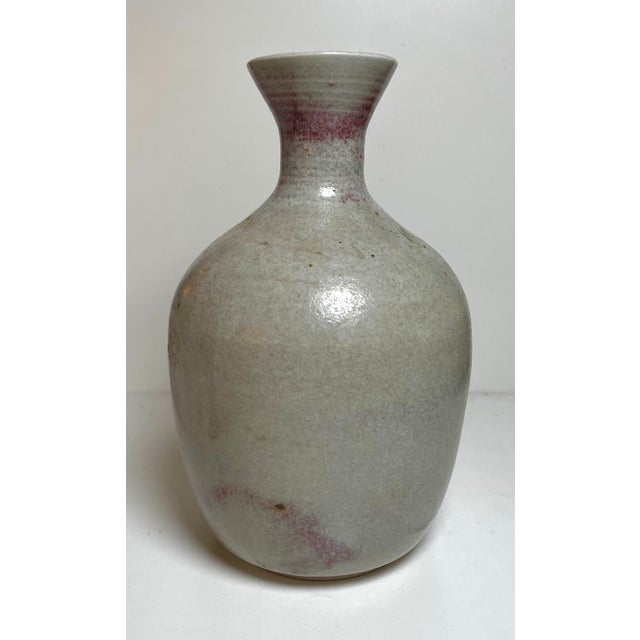 Gray 1980s Signed Studio Pottery Vase With Sang De Boeuf Flambé For Sale - Image 8 of 8