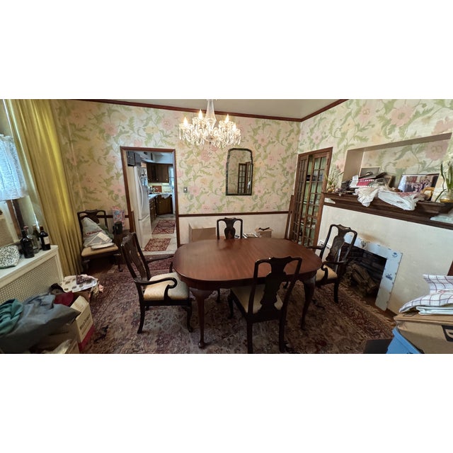 Asian 1990s Henkel Harris Mahoganoy Dining Room Table and 6 Chairs - Set of 7 For Sale - Image 3 of 10