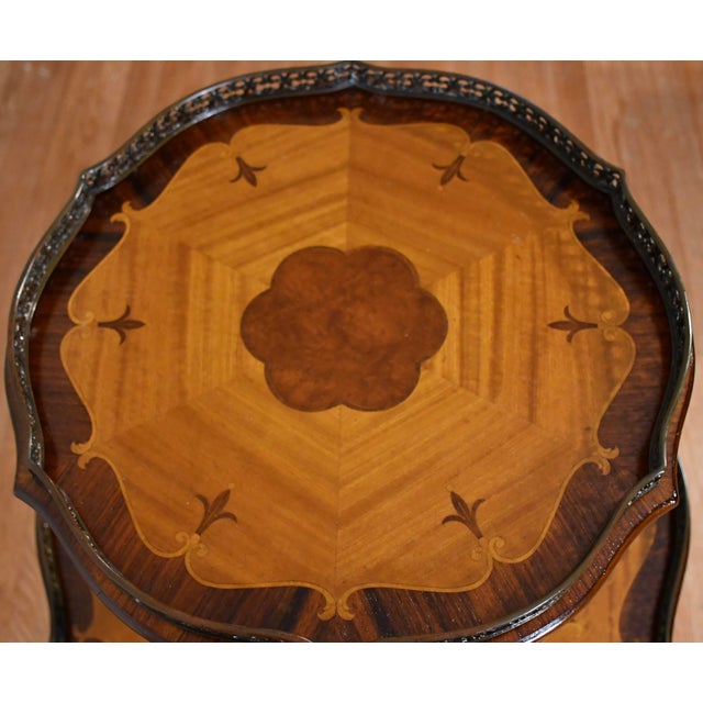1930 French Louis XV Walnut & Satinwood Inlaid 2 Tier Side Table / End Table For Sale - Image 6 of 9