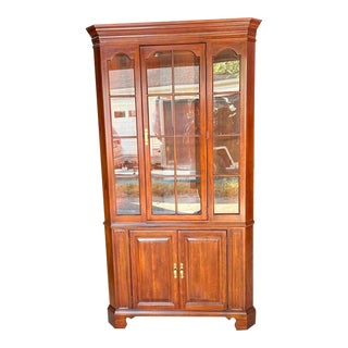 Late 20th Century Vintage Chippendale Style Solid Cherry Two Part Corner Cabinet. For Sale