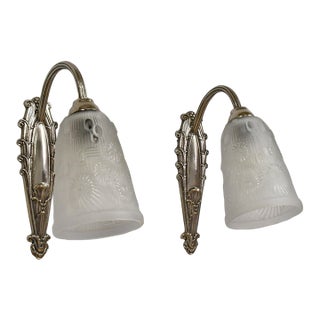 Lorrain Daum & Hudry Pair of French Art Deco Floral Glass Wall Sconces - 1930s For Sale