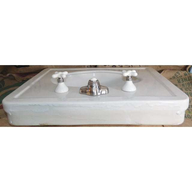 Antique 1919 Trenton Potteries Company Large Tepeco Vitreous China Pedestal Sink For Sale - Image 11 of 18