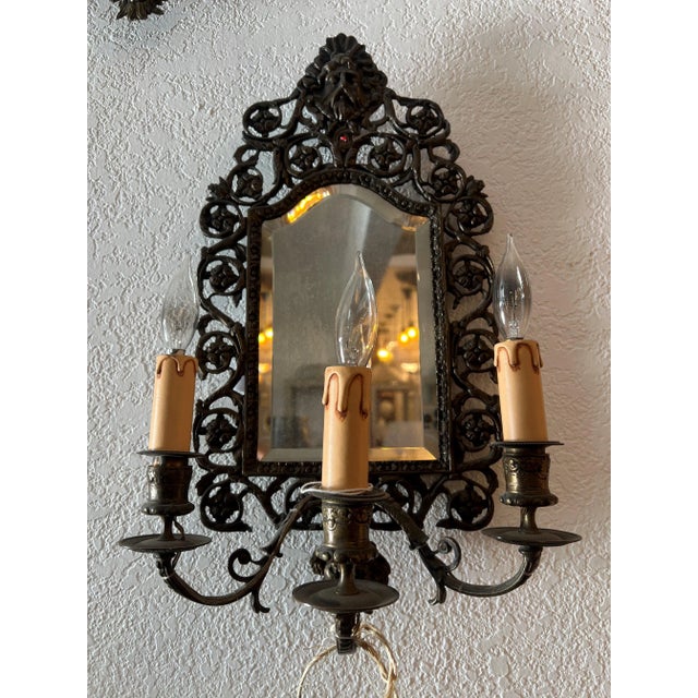 Late 19th Century Pair of Late 19th Century American Gilt Bronze & Beveled Mirror Wall Sconces For Sale - Image 5 of 7