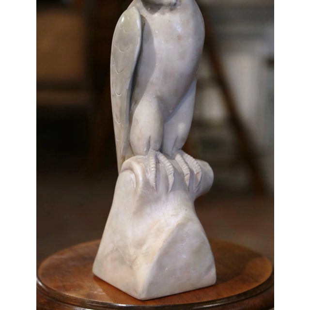 19th Century French Carved Marble Parrot Sculpture With Glass Eyes For Sale - Image 4 of 9