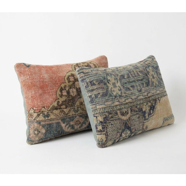 Mid-Century Modern Turkish Lumbar Rug Pillow Cover 16'' X 24'' - Set of Two For Sale - Image 3 of 4