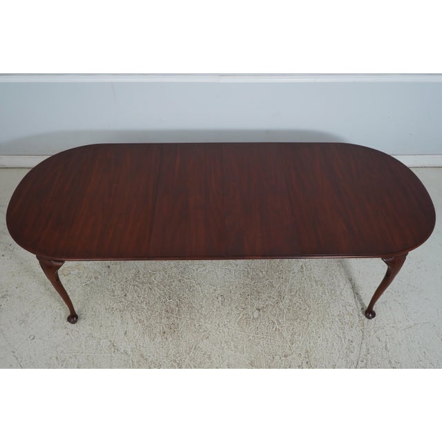 1990s Henkel Harris Model 2205 Cherry Dining Room Table For Sale - Image 10 of 18