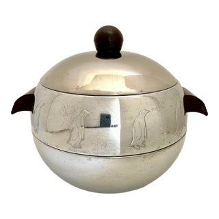 Mid 20th Century Mid-Century Modern West Bend Penguin Hot/Cold Lidded Server For Sale