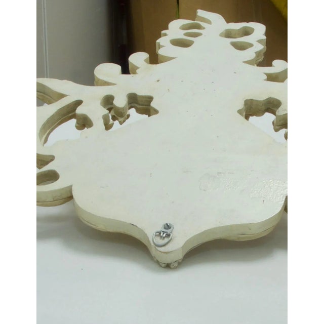 French Provincial Leaf and Scroll Wall Shelf For Sale - Image 4 of 7