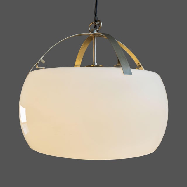 Model Omega Suspension Lamp by Vico Magistretti for Artemide For Sale - Image 12 of 14