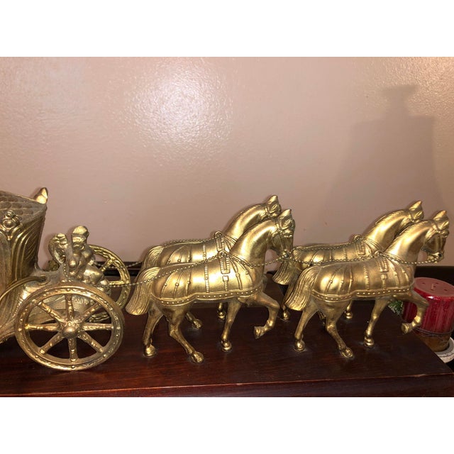 Gold Mid-Century United Metal Goods Model 640 Four-Horse Carriage Mantel Clock For Sale - Image 8 of 11