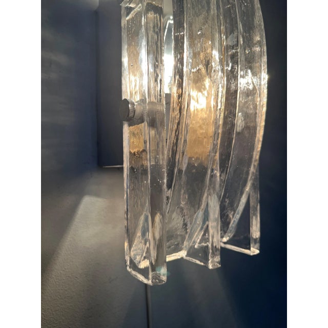 It still has the original Poliarte sticker on one of the windows. This piece has an attribution mark, I am sure that it is...