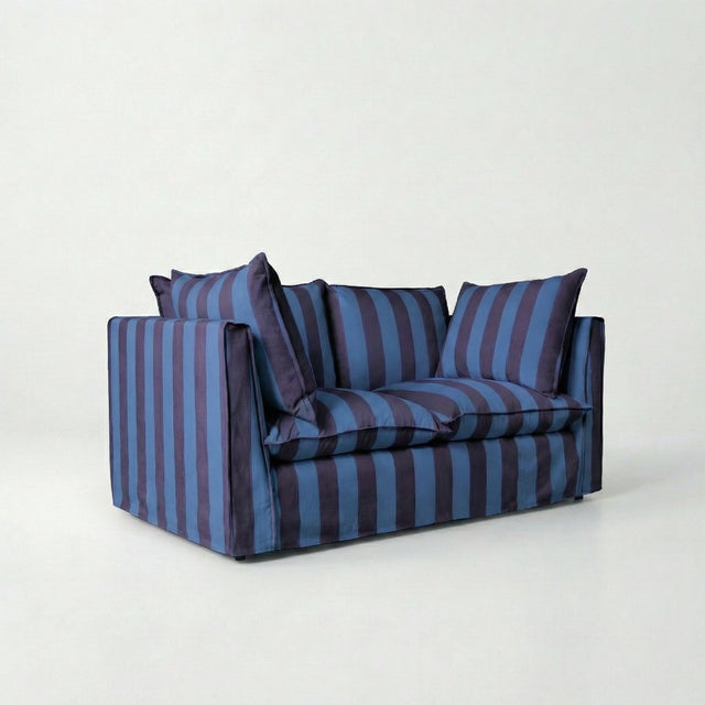A joyous beautiful sofa made by hand in the USA using natural materials with a large dollop of comfort. 'Tradition with a...