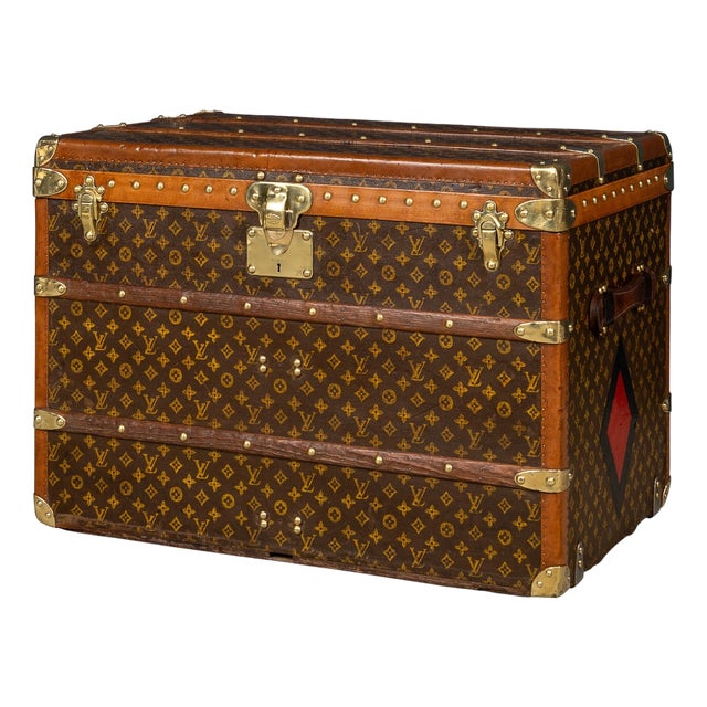 20th Century Louis Vuitton Trunk in Monogram Canvas, France, 1930s For Sale