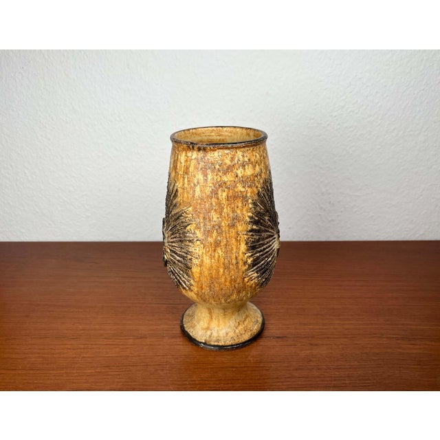 Mid-Century Modern Danish Studio Pottery Vase by Jette Hellerøe, 1960s For Sale - Image 11 of 17