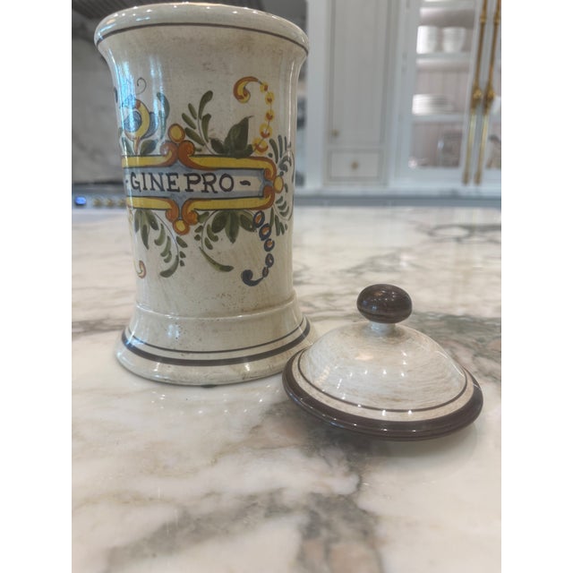 Beautiful Italian Majolica,hand painted ,canister,jar, Beautiful display for the kitchen or pantry. ,previous own used for...