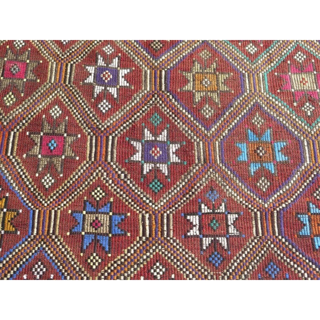 Vintage Turkish Kilim Rug - 74x123" For Sale - Image 4 of 12