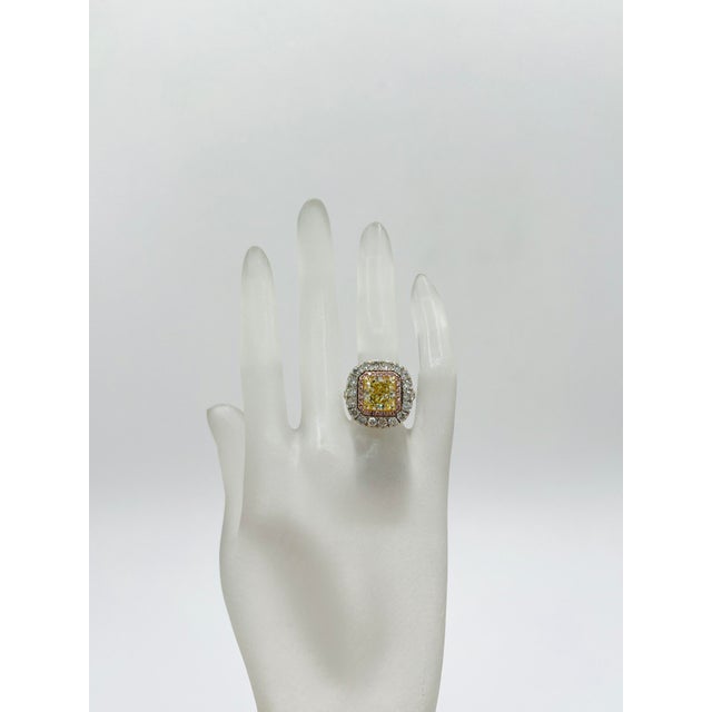 Modern 5 Carat Yellow Diamond Radiant Ring in 18k 2 Tone Gold, Size 5.5 For Sale - Image 3 of 8