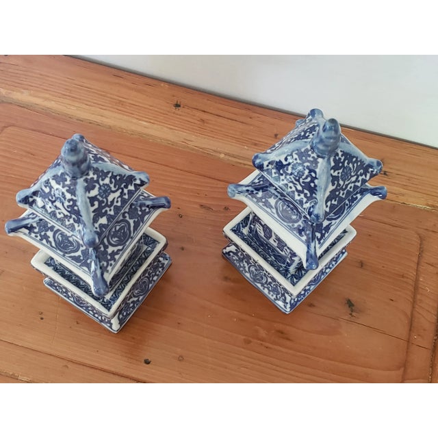 Ceramic Chinoserie Blue & White Ceramic Pagoda Jars - a Pair For Sale - Image 7 of 11