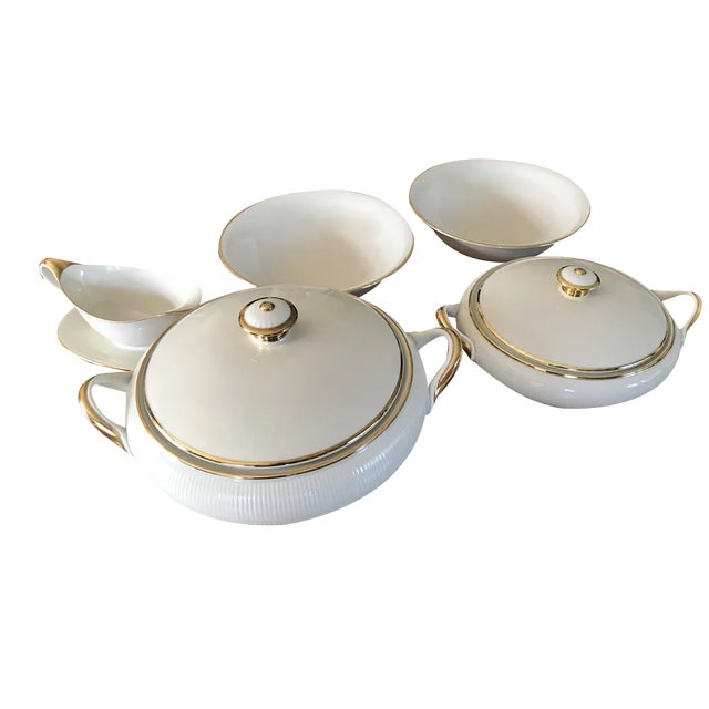 Tableware in Porcelain from Schumann Bavaria, 1940s, Set of 7 For Sale