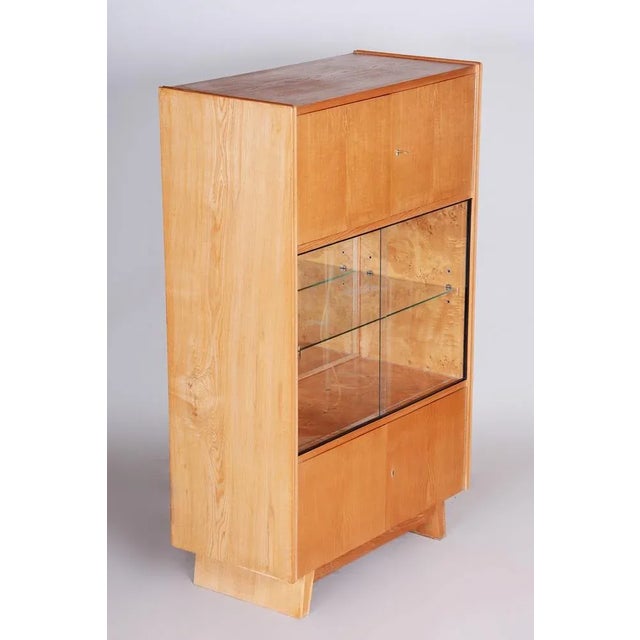 Mid-Century Modern Mid-Century Sideboard in Ash, Glass & Mirror attributed to Krásná Jizba, Czech, 1940s For Sale - Image 3 of 10