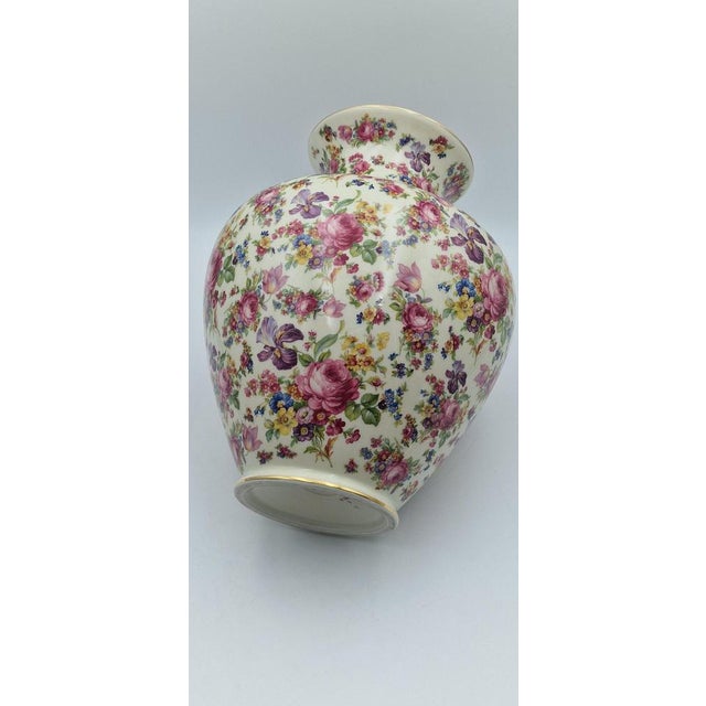 1950s Thomas Ivory Vase in Ceramic, 1950s For Sale - Image 5 of 7