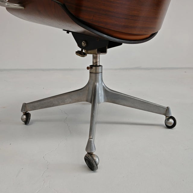 MiM Executive Chair in Natural Cognac Leather and Wood, 1970s For Sale - Image 18 of 18