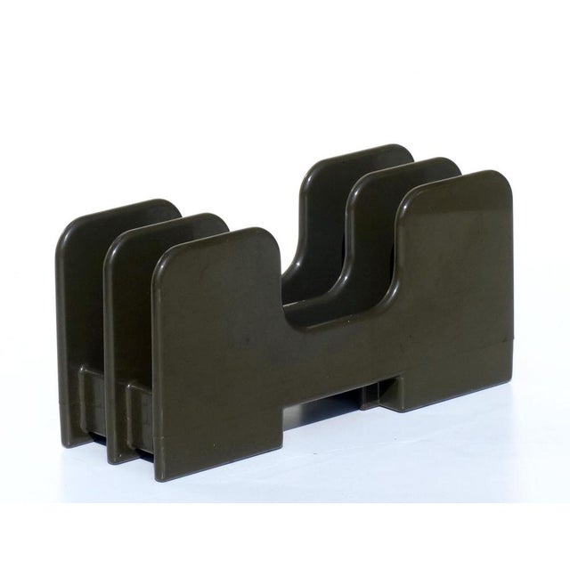 Modern Synthetic Letter Holder by Ettore Sottsass for Olivetti, 1972 For Sale - Image 3 of 7