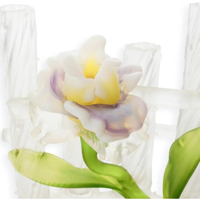 Art Nouveau 1940s Art Nouveau Floral Art Glass Vase For Sale - Image 3 of 4