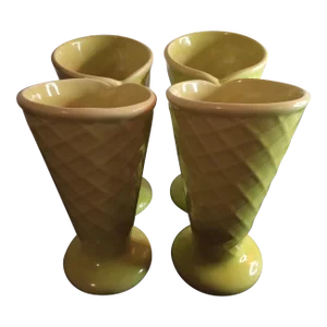 Vinage Trisa Ice Cream Waffle Pattern Green Cups- Set of 4
