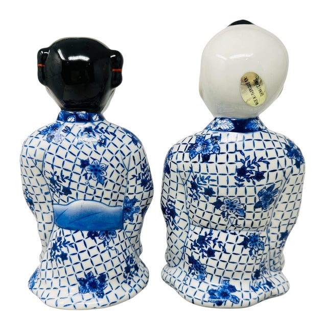 Pristine 1980s Chinoiserie Cobalt Blue & White Porcelain Shelf Sitters - A Pair For Sale - Image 10 of 16