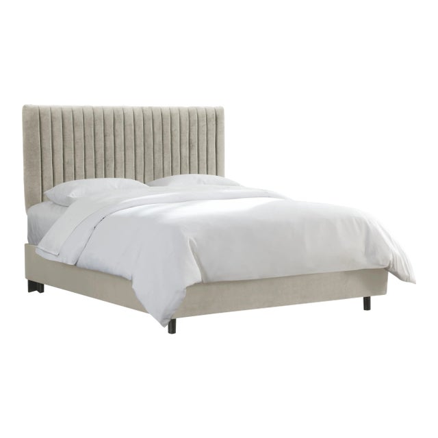 Textile Margaux Bed Light Grey Classic Velvet, Queen For Sale - Image 7 of 7