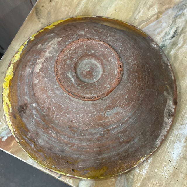 Ceramic Mid 20th Century Speckled Decorative Ceramic Bowl For Sale - Image 7 of 11