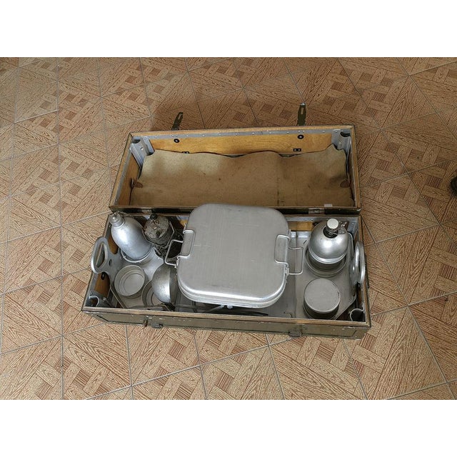 Mid-Century Modern Military Box of the First World War, in Metal, for the Provision of 3 Officers with All Its Accessories, 1890s, Set of 15 For Sale - Image 3 of 18