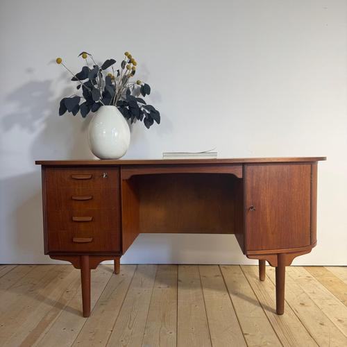 H.P. Hansen Vintage Teak Writing Desk – Mid-Century Elegance for Refined Living Spaces