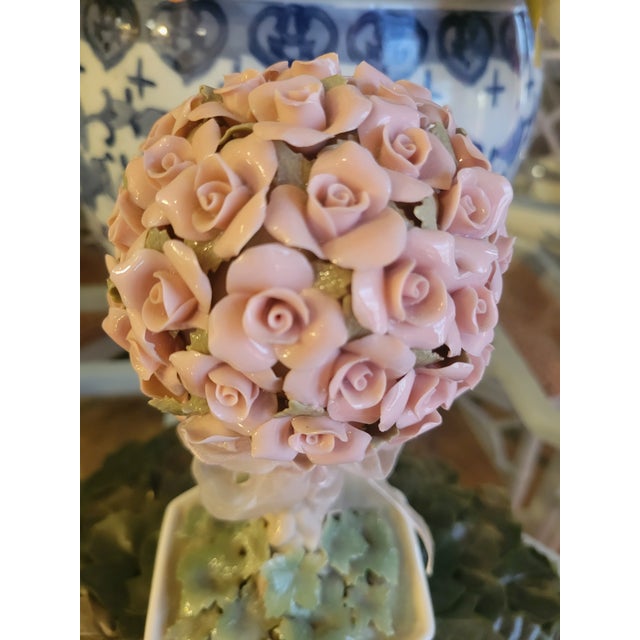 1990s Vintage Porcelain Musical Flower Rose Topiary Pot Statue Room Decor La Vie en Rose For Sale - Image 5 of 9