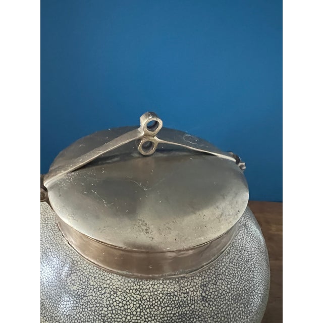 Chinese 1980s Tozai Faux Shagreen Porcelain & Bronze Ginger Jar For Sale - Image 3 of 12