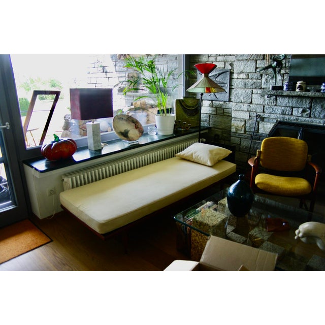 Minerva Daybed in Teak and Alcantara by Peter Hvidt, 1950s For Sale - Image 12 of 17