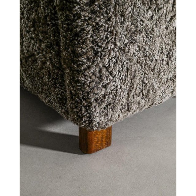 1940s Early Mid-Century Danish Modern Wingback Armchair in Grey Sheepskin by Thorald Madsen, 1940s For Sale - Image 5 of 7
