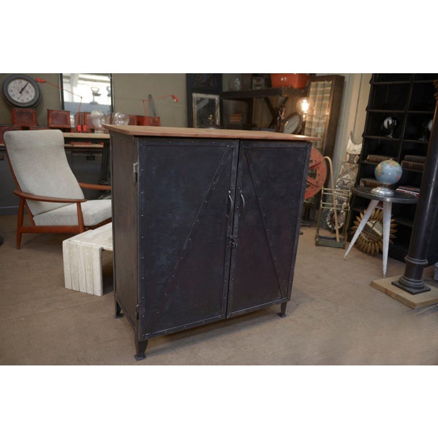 Industrial Buffet in Riveted Metal, 1940s For Sale - Image 3 of 16