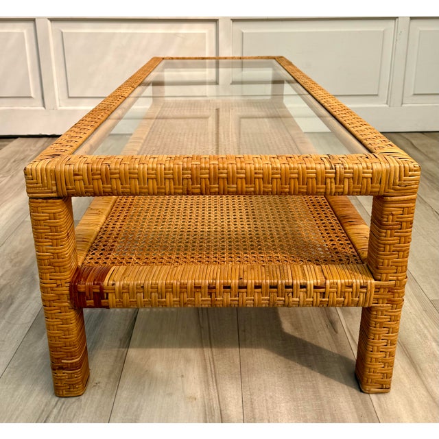 Mid-Century Two-Tier Woven Rattan & Cane Coffee Table With Glass Top For Sale - Image 11 of 15