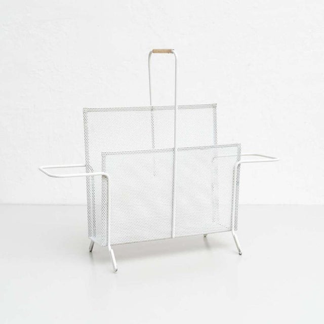 White Lacquered Metal Magazine Holder attributed to Mathieu Matégot, 1950s For Sale - Image 3 of 18