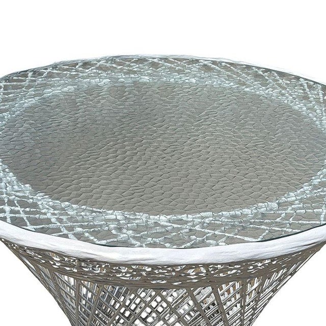 Mid Century Modern Spun Fiberglass Four Chairs & Table Outdoor Patio Set by Russell Woodard, Attributed For Sale - Image 9 of 15