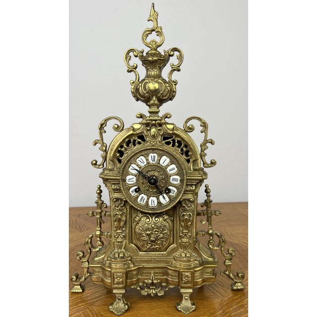 Vintage French Style Clock in Brass For Sale - Image 13 of 13