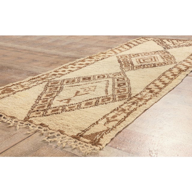 Beige Vintage Azilal Moroccan Rug, 03'00 X 07'09 For Sale - Image 8 of 10