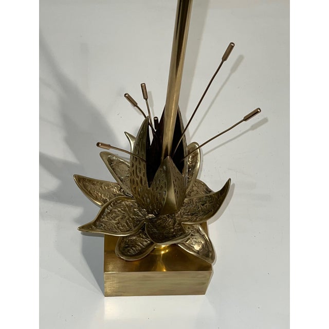 Bronze and brass Nenuphar table lamp Attributed to Maison Charles. Circa 1970 For Sale - Image 6 of 11