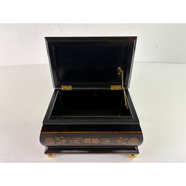 1990s Handsome Hand Painted Faux Tortoise Shell Jewelry Box by Maitland Smith For Sale - Image 5 of 12