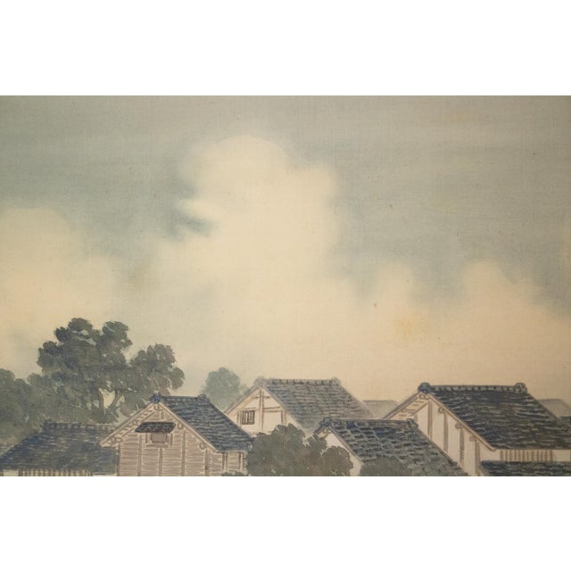 XXL "Fishing Village" by Yoshika, Taisho Japanese Silk Scroll Painting, in Original Wooden Case For Sale - Image 14 of 18