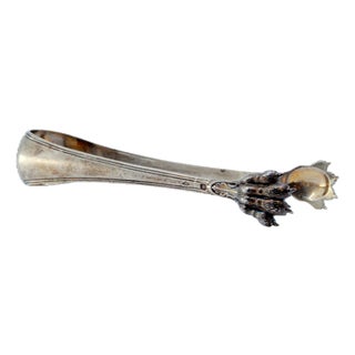 Silver Ice Tongs with Grooves and Reliefs on the Claw-Shaped Tongs For Sale
